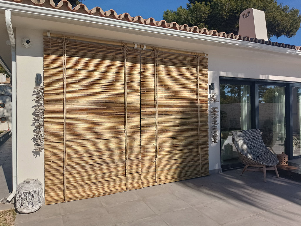 La Julietta - Bamboo roller blinds