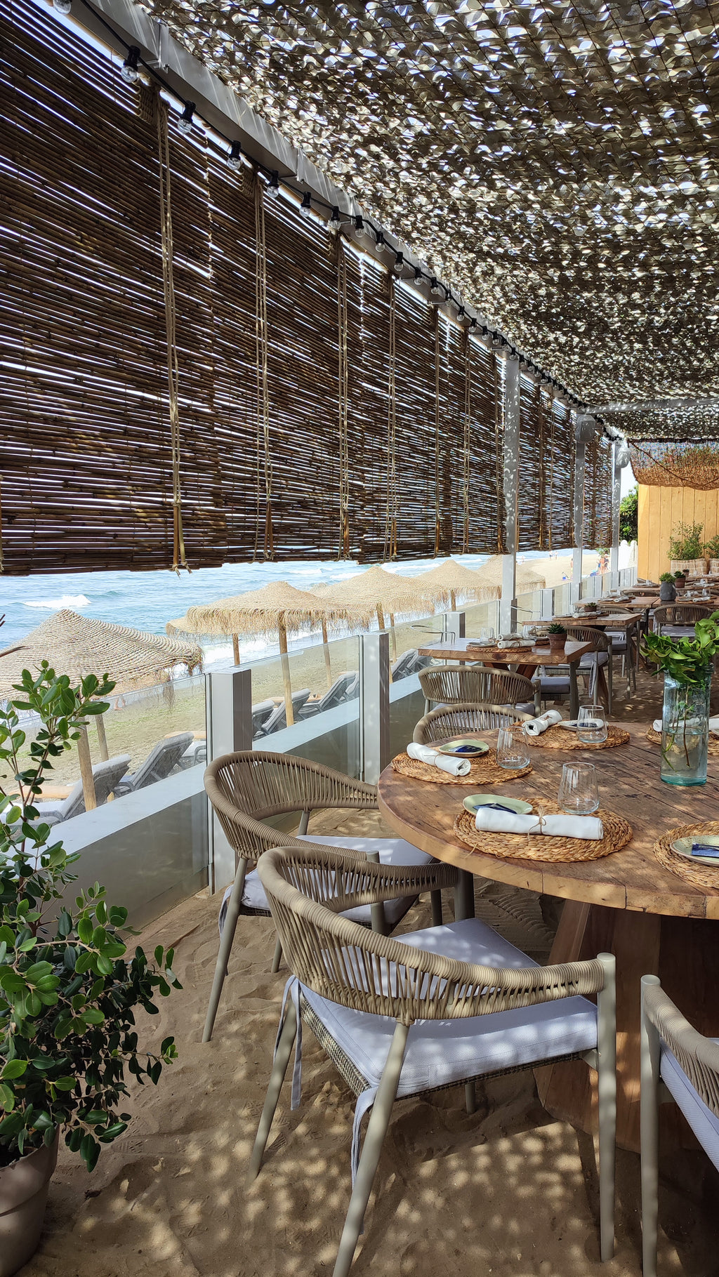 La Julietta - Bamboo roller blinds