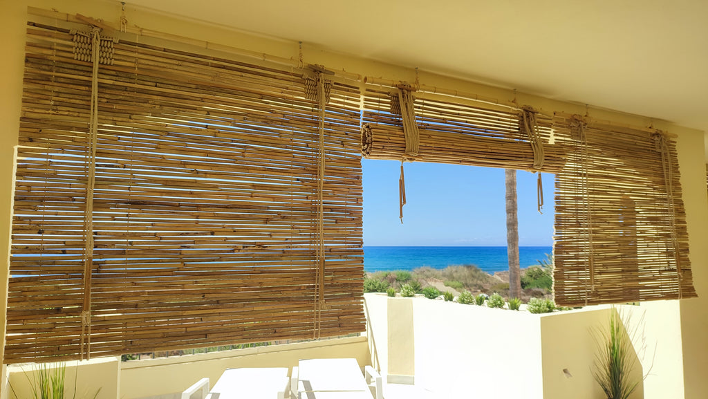La Julietta - Bamboo roller blinds