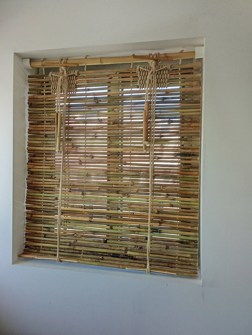 La Julietta - Bamboo roller blinds
