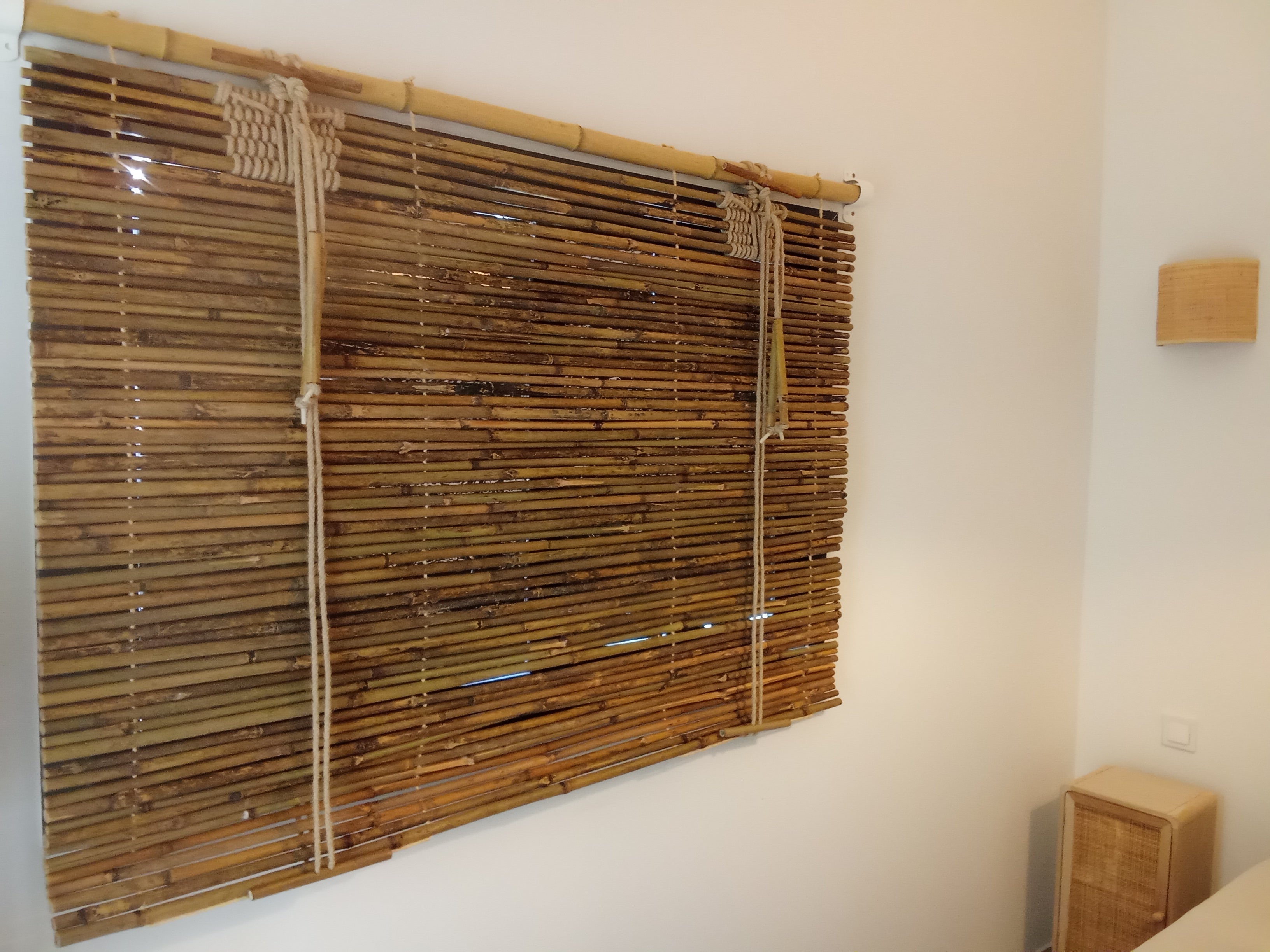 La Julietta - Bamboo roller blinds